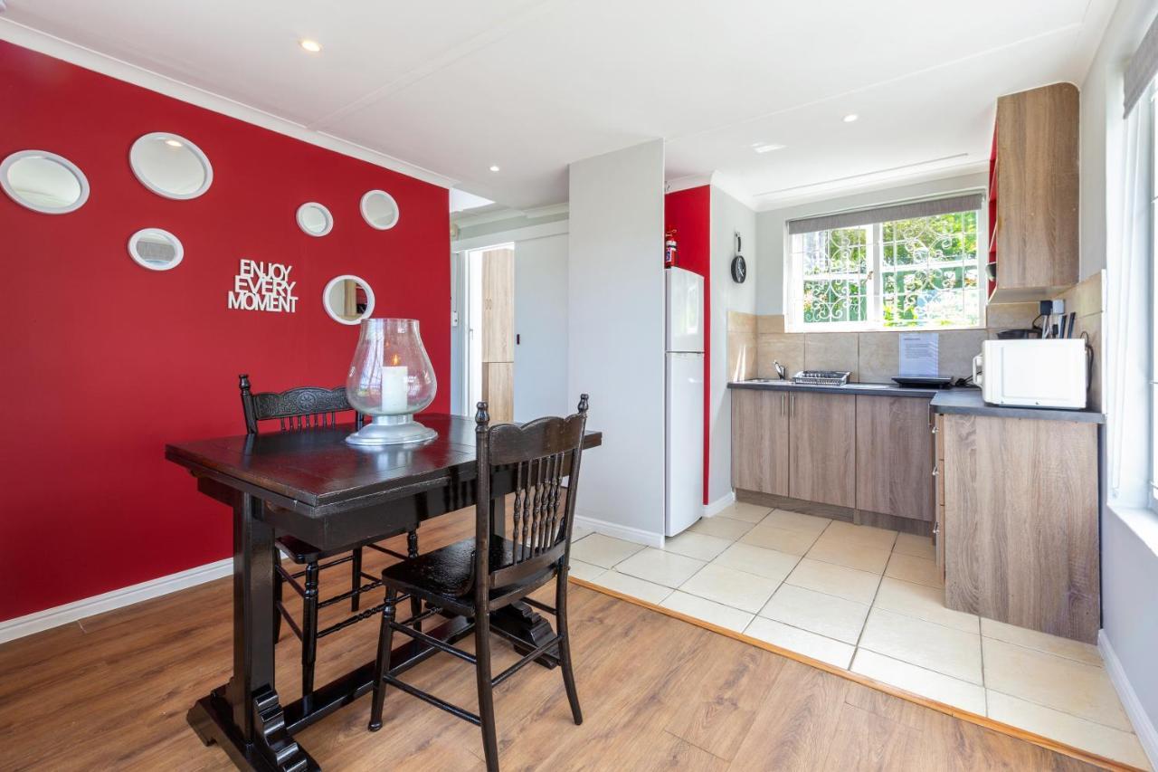 קניסנה Lagoon View Accommodation מראה חיצוני תמונה