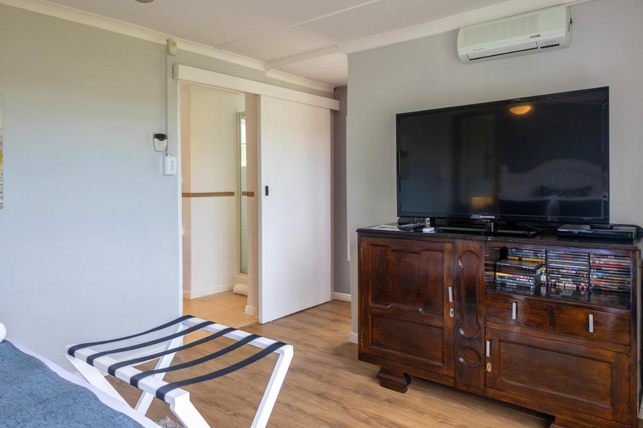 קניסנה Lagoon View Accommodation מראה חיצוני תמונה