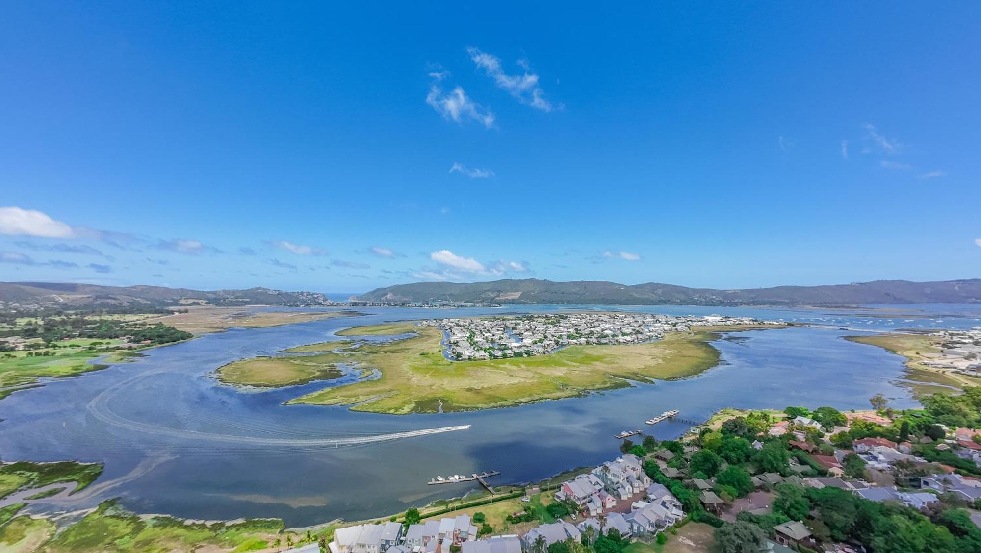 קניסנה Lagoon View Accommodation מראה חיצוני תמונה
